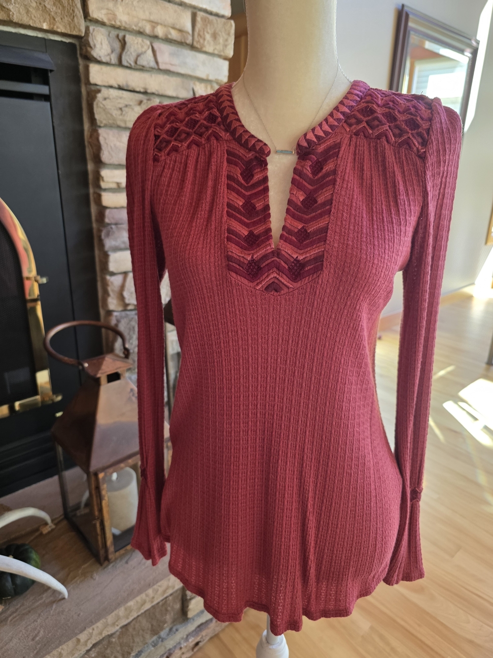 Vintage Lucky Brand Women’s Long-Sleeve Ribbed Tunic Top - Wine Red